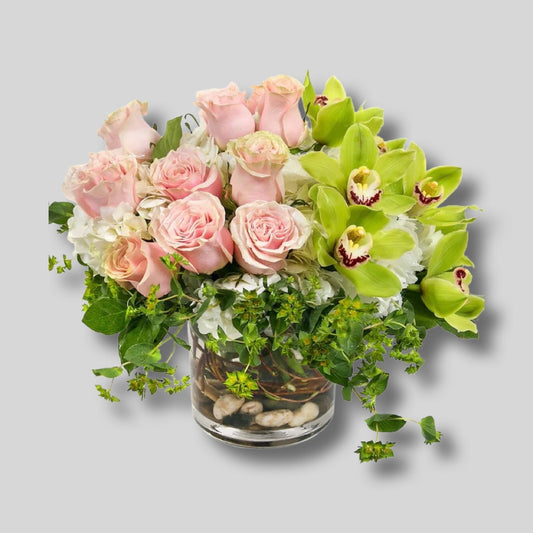 Charming Bouquet Flower Arrangement